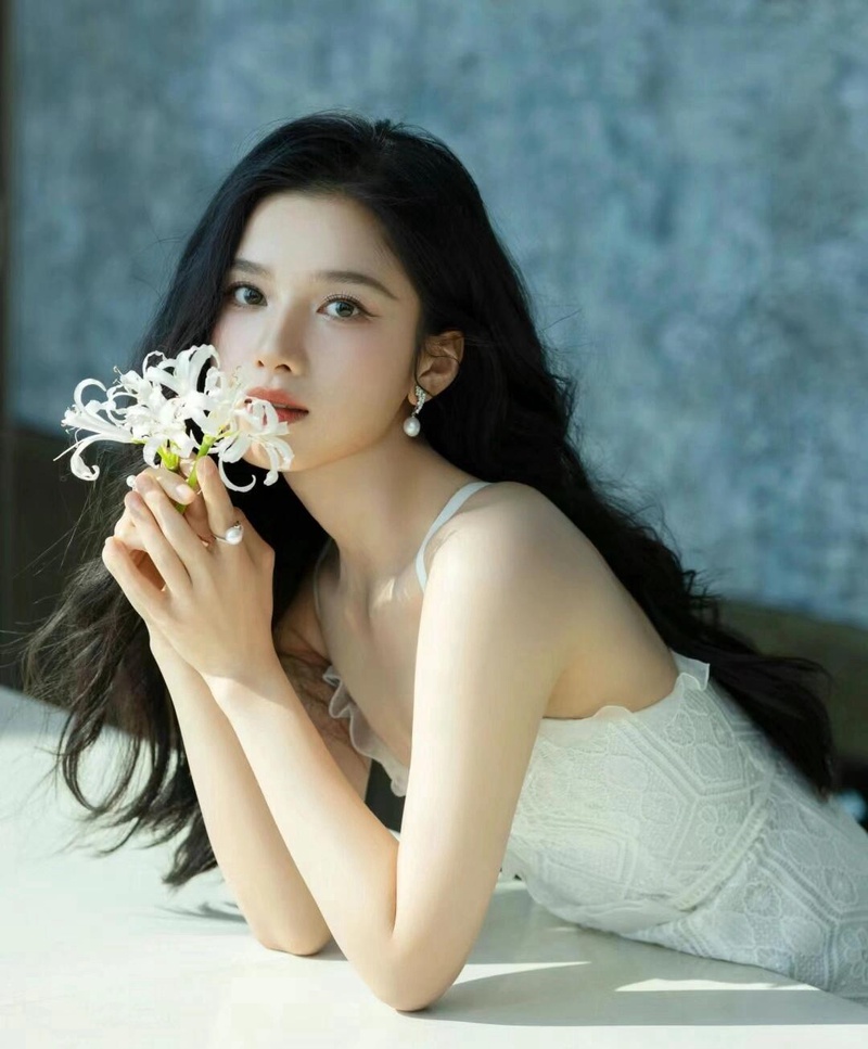 张婧仪